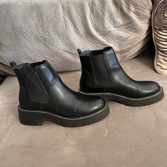 Black Platform Booties - Picture 2 of 4